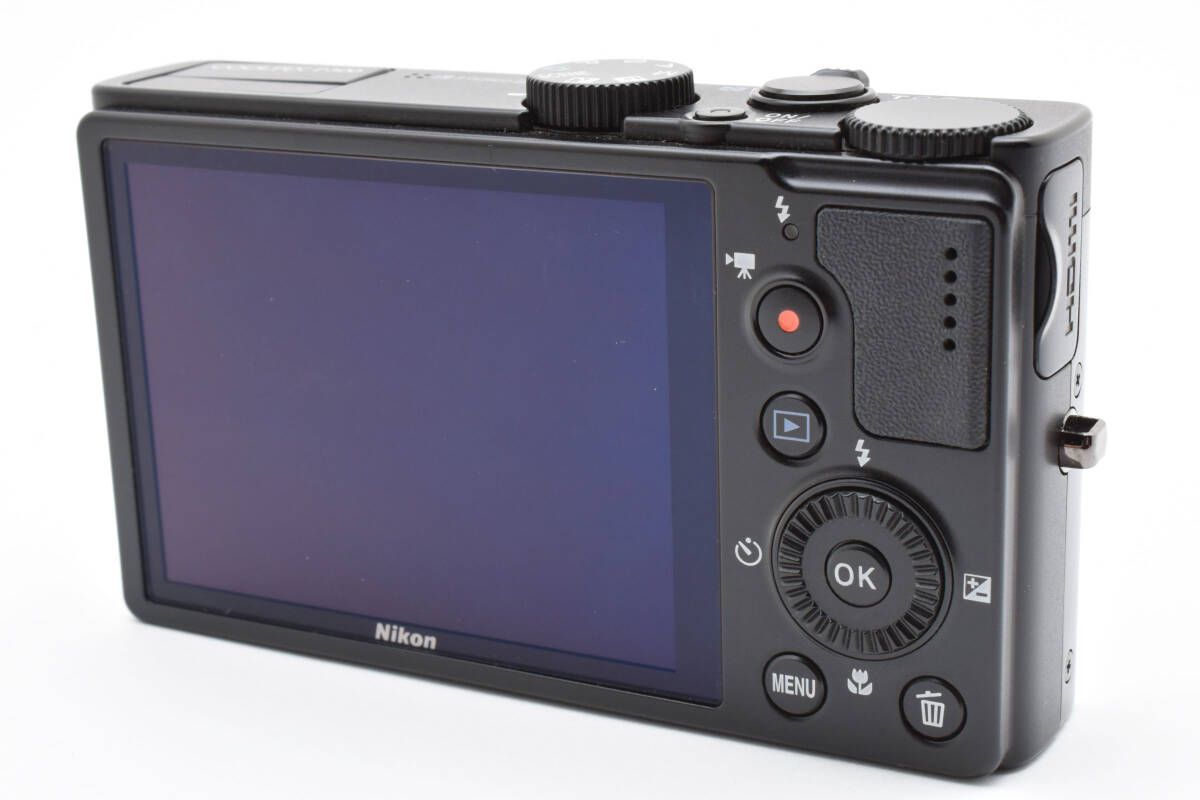 Nikon ニコン COOLPIX P300 ジャンク品　コンパクトカメラNO1 ☆ジャンク☆ ニコン Nikon COOLPIX P300 コンパクトデジタルカメラ