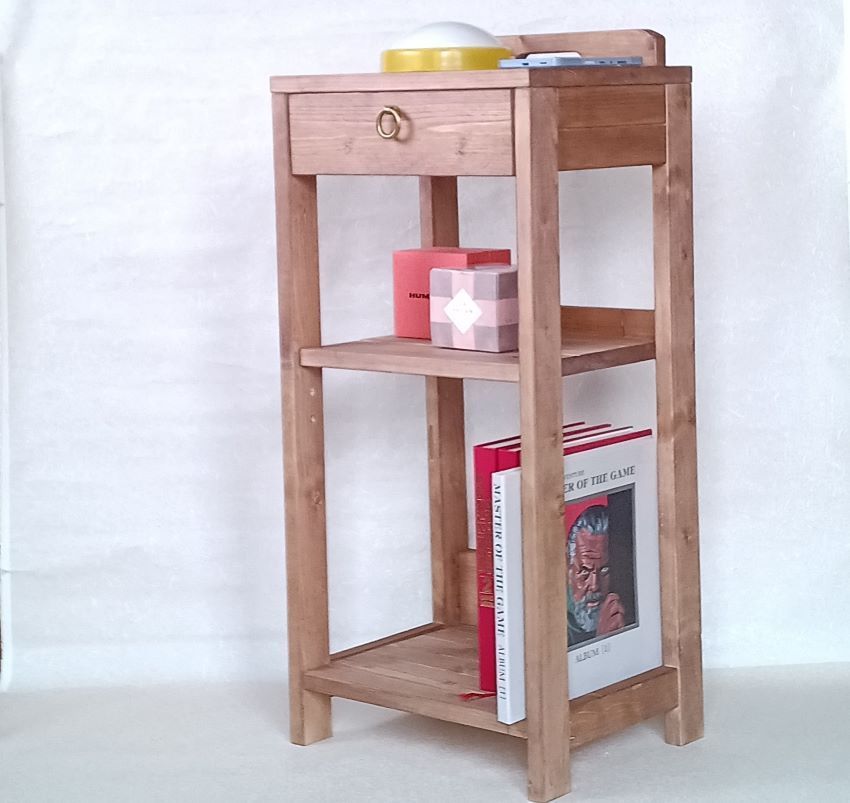 ハンドメイド ナイトテーブル