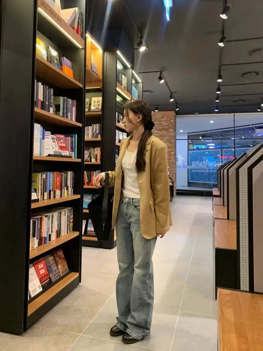 ムービースウェードジャケット ベージュ