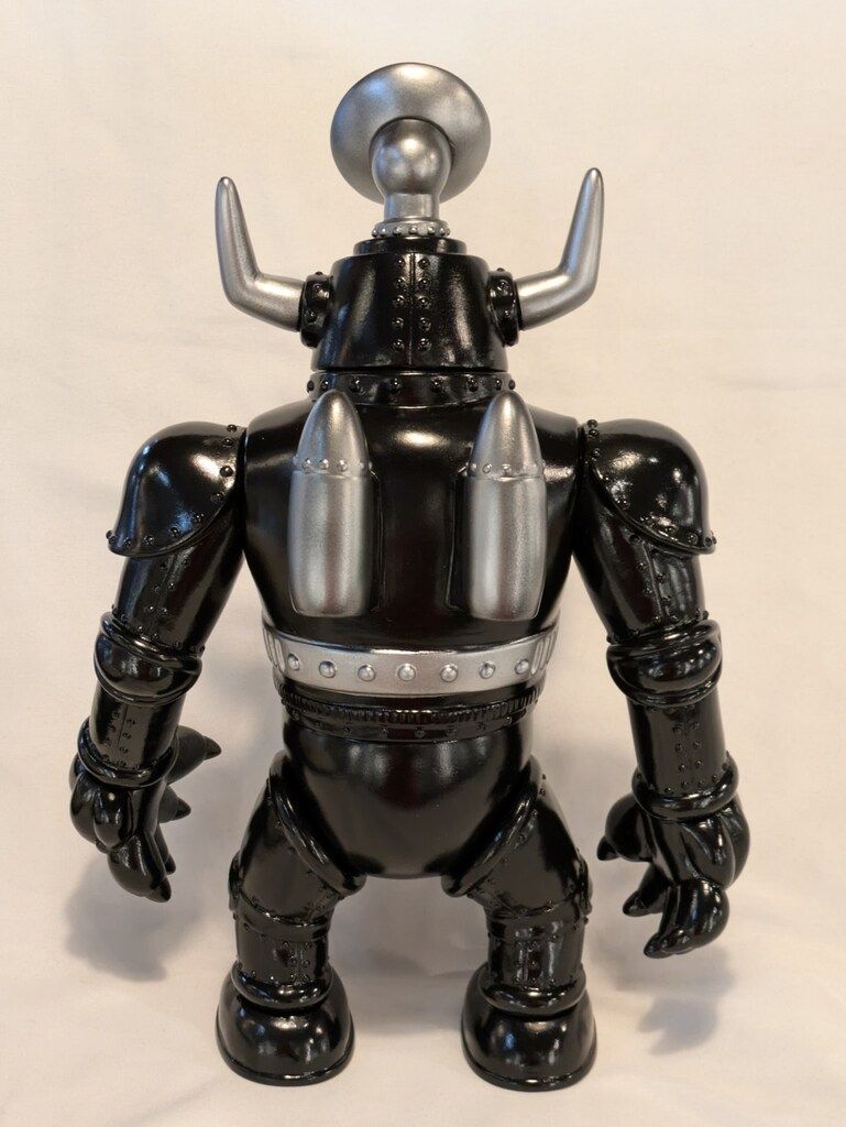 TARGET EARTH マーミット パラボラエース 黒成型/銀/赤目 - メルカリ