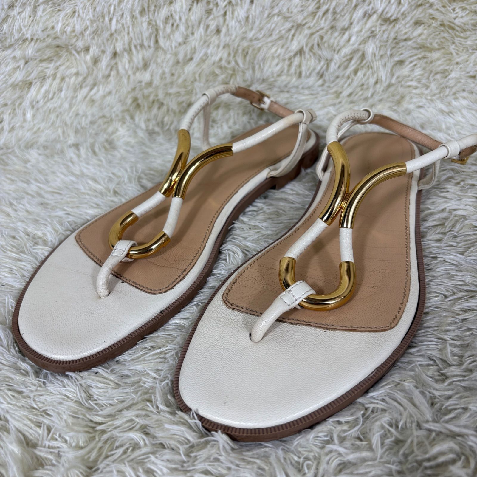 セルジオロッシ トングサンダル ホワイト レザー ゴールド金具 ストラップ EU35 Sergio Rossi Thong Sandals White Leather G Hardware Strap