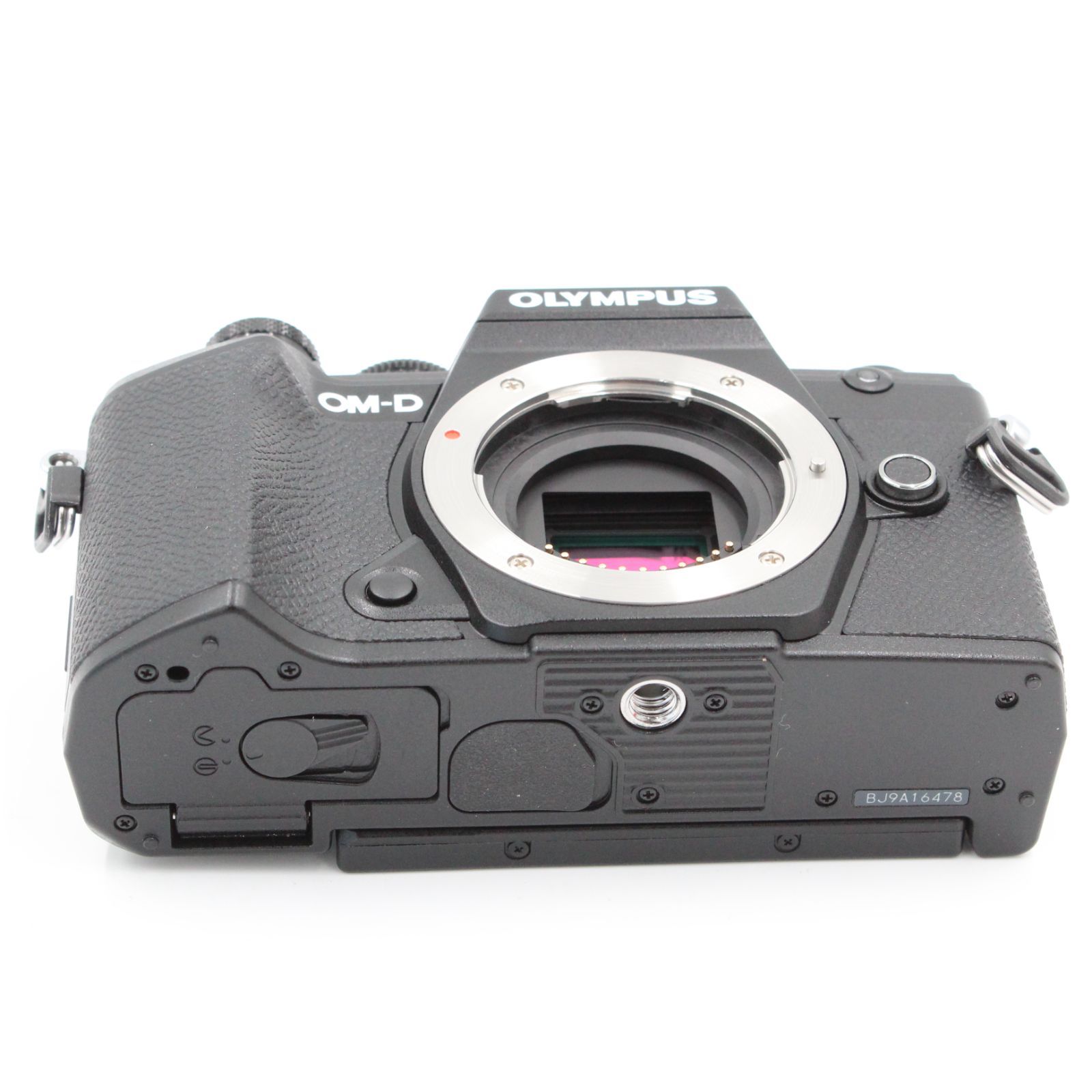 ショット数3698回。★新品級★ OLYMPUS オリンパス OM-D E-M5 Mark III ボディ ブラック