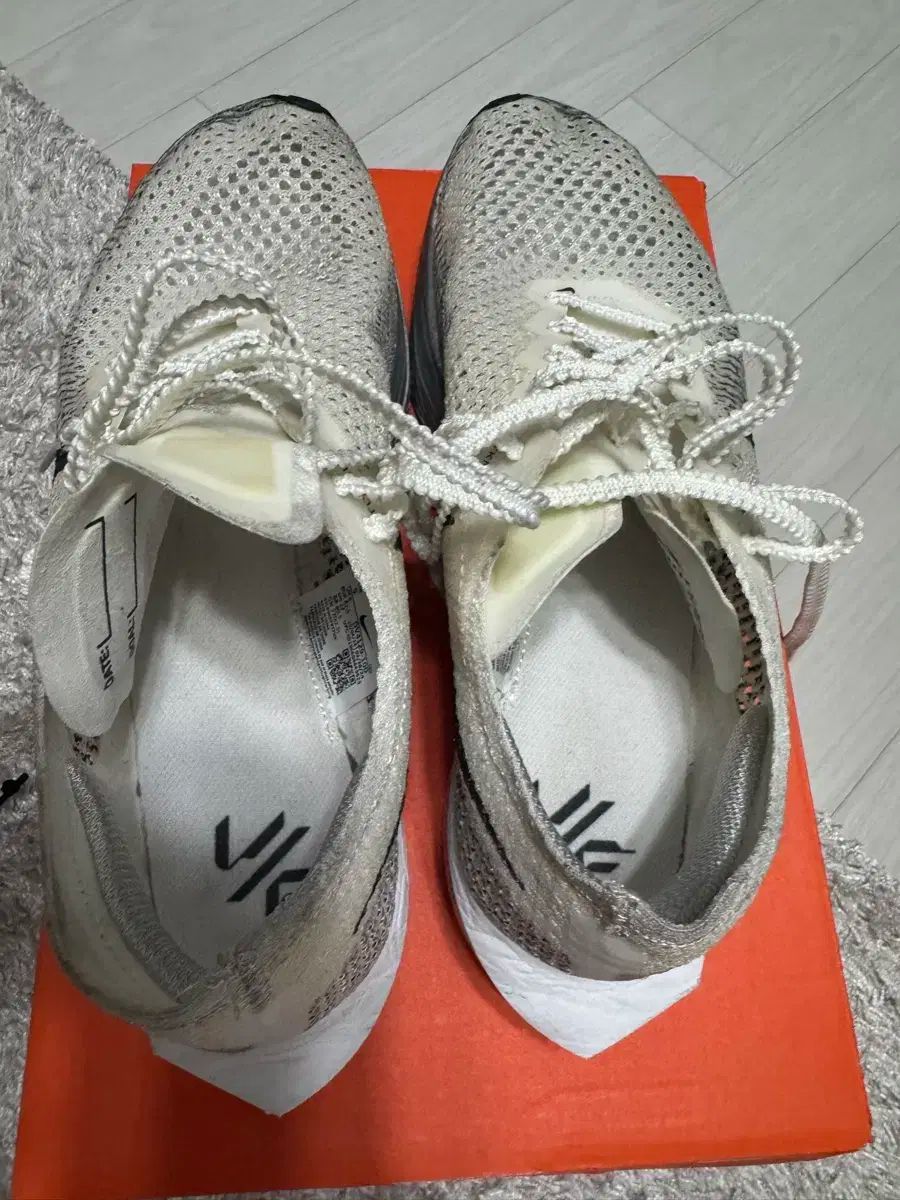 270 ヴェイパーフライ 3 ホワイト グレー OLIVEOS_COM_TR