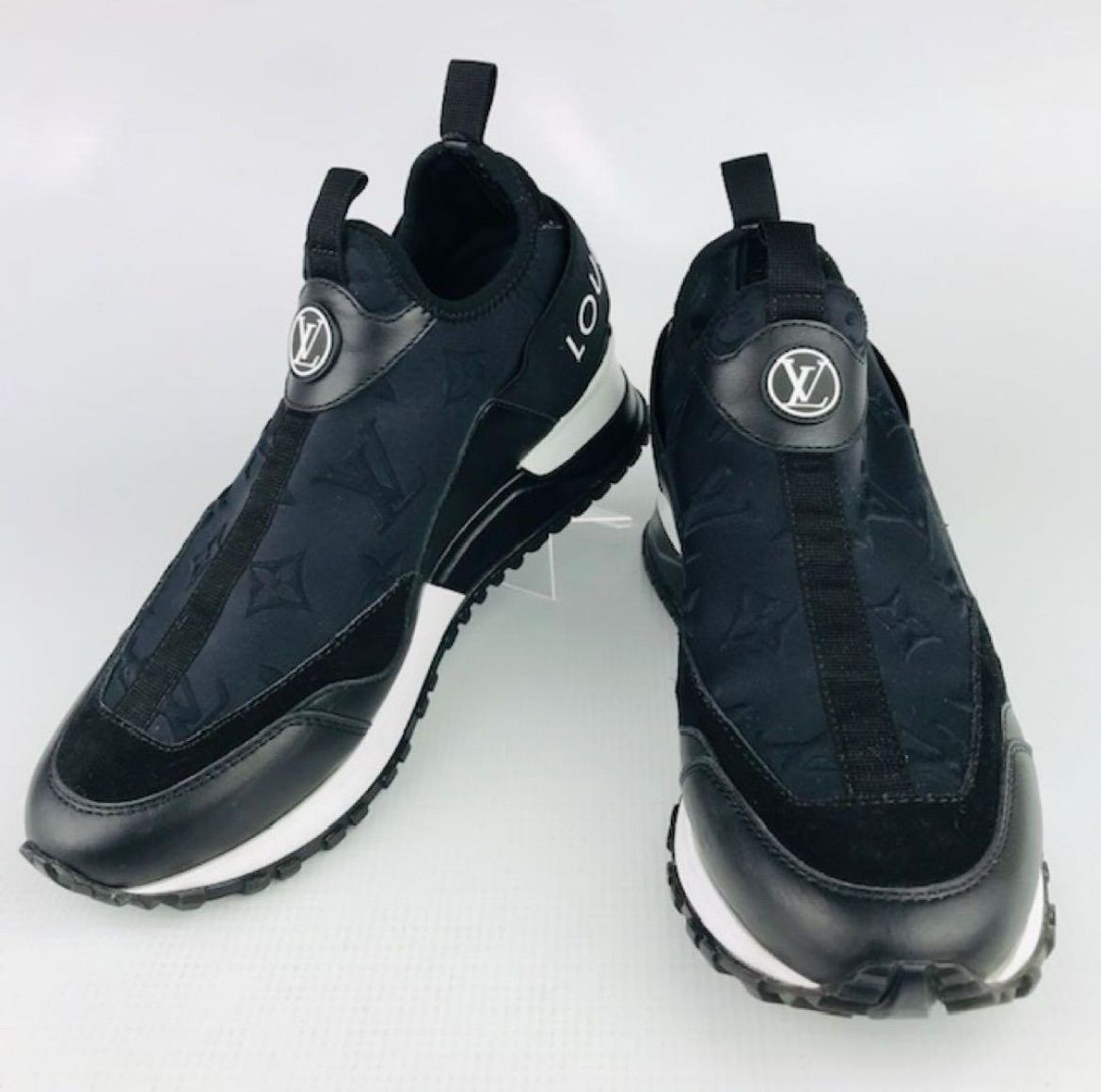 レザー切替しファブリックコンビ エンボス加工モノグラム