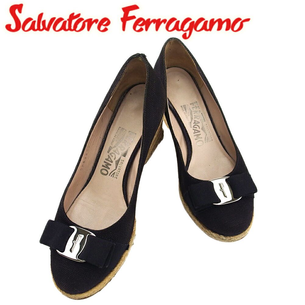 FERRAGAMO ベージュ ブラック パンプス FERRAGAMO フェラガモ パンプス VARINA QUILTED バレリーナ