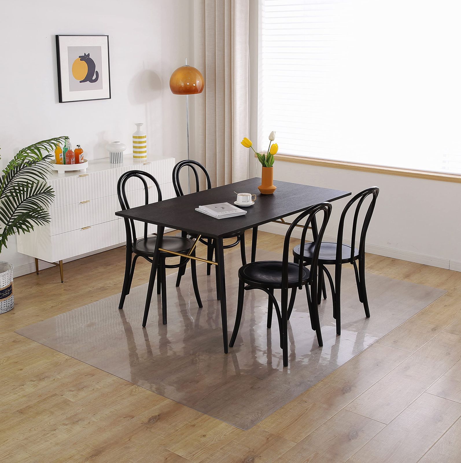 XinGe ダイニングマット クリア PVC 床 保護シート 180*200cm 厚さ1.5mm 特大サイズ 床を保護するダイニングマット 超大判 カーペットプロテクターマット クリアマット テーブルマットおしゃれ 滑り止め 汚れ防止 床暖房対応 お手入