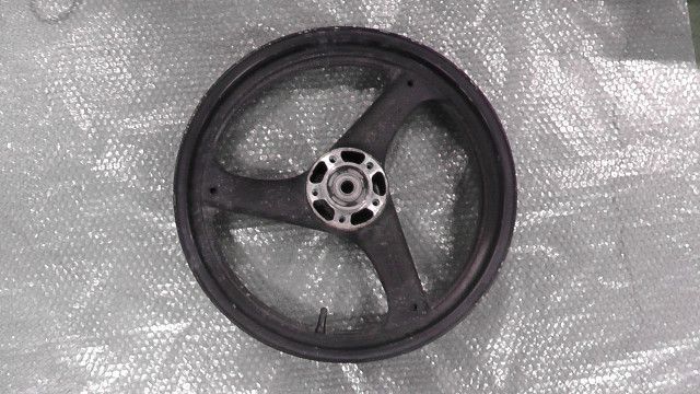 バンディット400V　GK75A-131xxx　の　フロントホイール:#1741053150