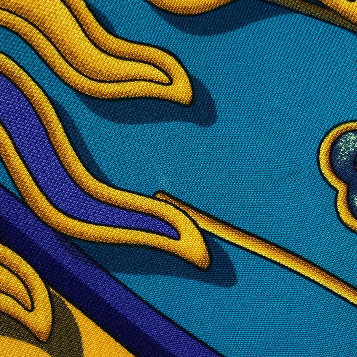 エルメス HERMES カレ 90 CARPE DIEM 今日一日を楽しむ 太陽 月 星