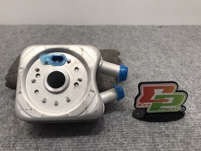【激安大特価，限定セール】 新品!ビートル/ゴルフ 1999-2009 社外 エンジンオイルクーラー 31110 フォルクスワーゲン(126274) その他