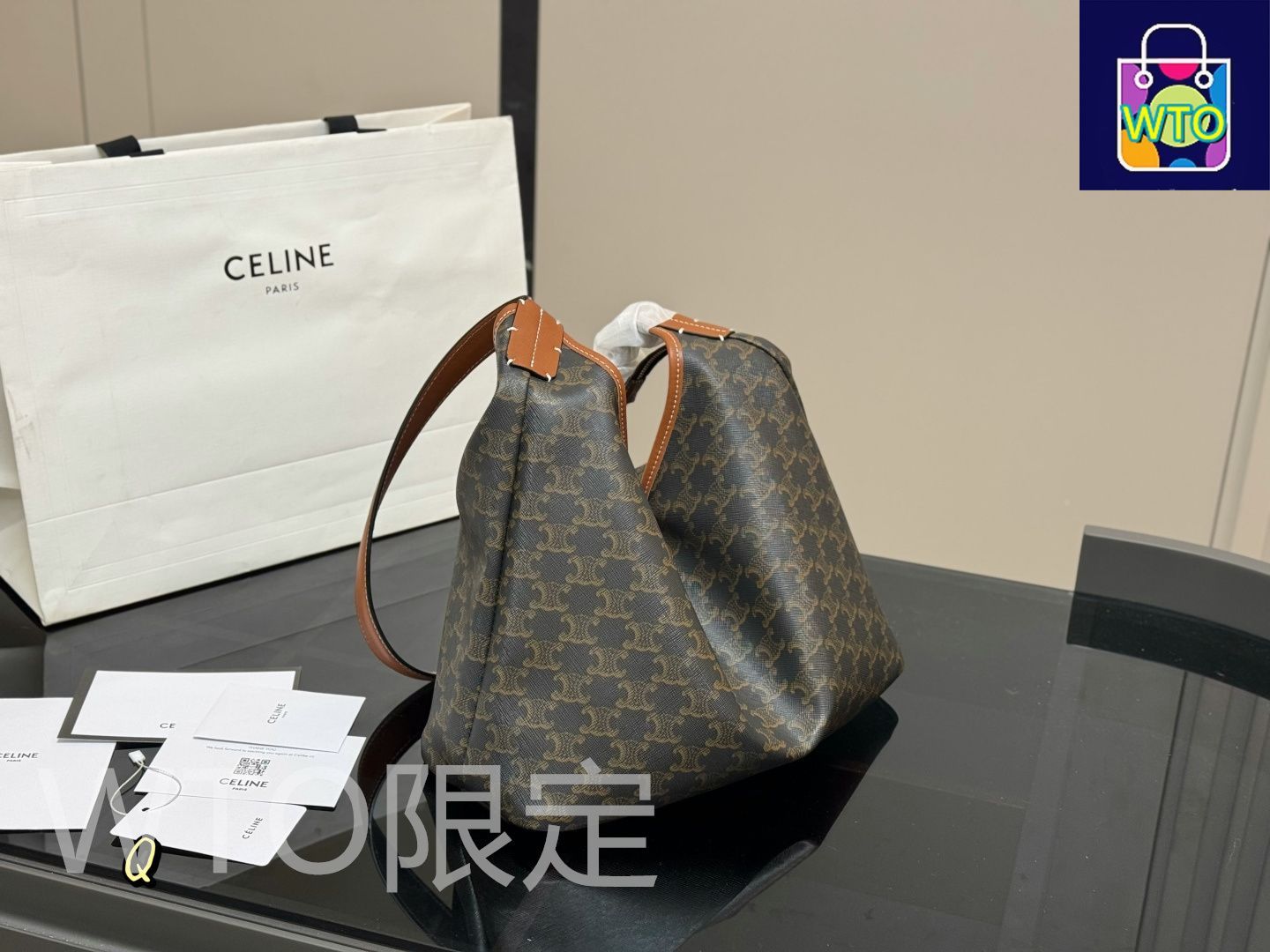 最終値下げ‼️セリーヌ♡限定色♡レア完売♡トリオンフ♡アイボリー♡クリーム色♡ céline #セリーヌ #トリオンフ