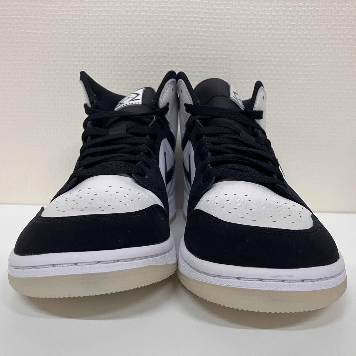シューズ(男性用) Nike Air Jordan 1 Mid Omega/Black/White Nike Air Jordan 1 Mid 