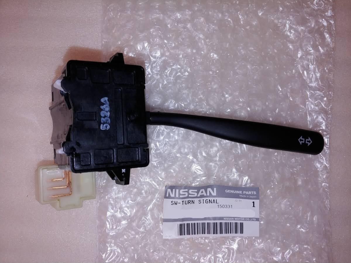 ○未使用 日産 R32 HCR32 HR32スカイライン 純正 ウインカーレバー ターンシグナルスイッチ ASSY NISSAN Switch  assembly, turn signal - メルカリ