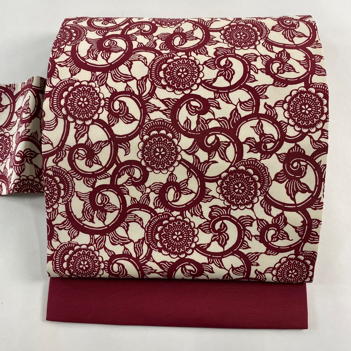 名古屋帯 秀品 菊唐草 えんじ色 正絹