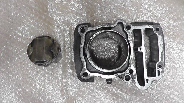 エリミネーター250V VN250A の シリンダー ピストン 2 1758073136