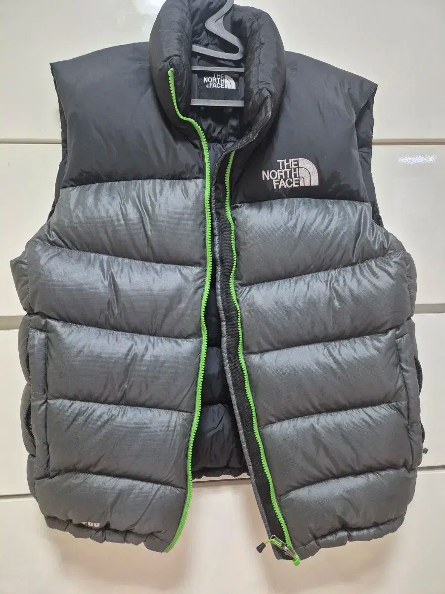 THE NORTH FACE ザ ノース フェイス 700 グースダウン ベスト 95サイズ