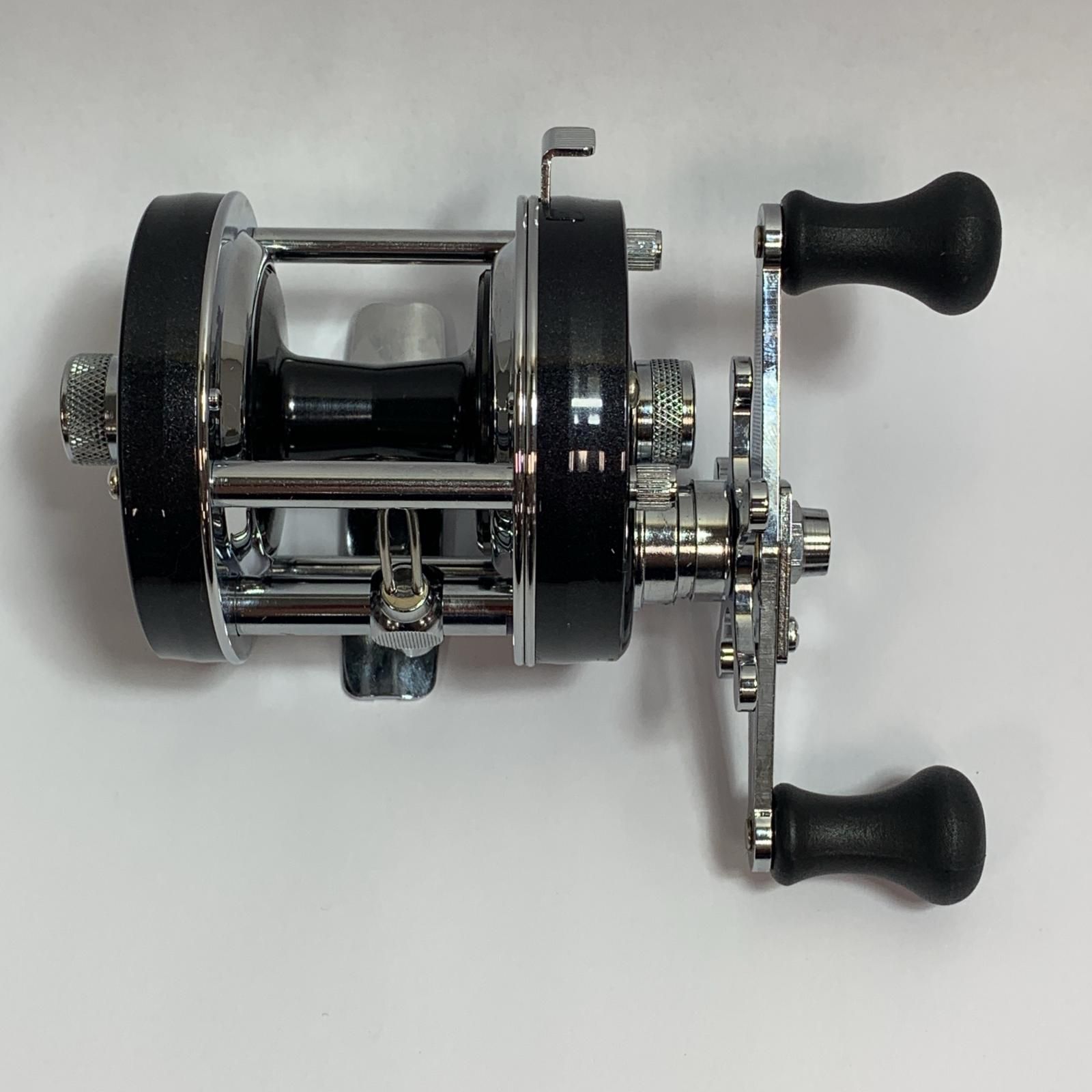 Abu 5501C ベイトリール　新品未使用 アブガルシア ベイトリール 23 アンバサダー 5501C Factory