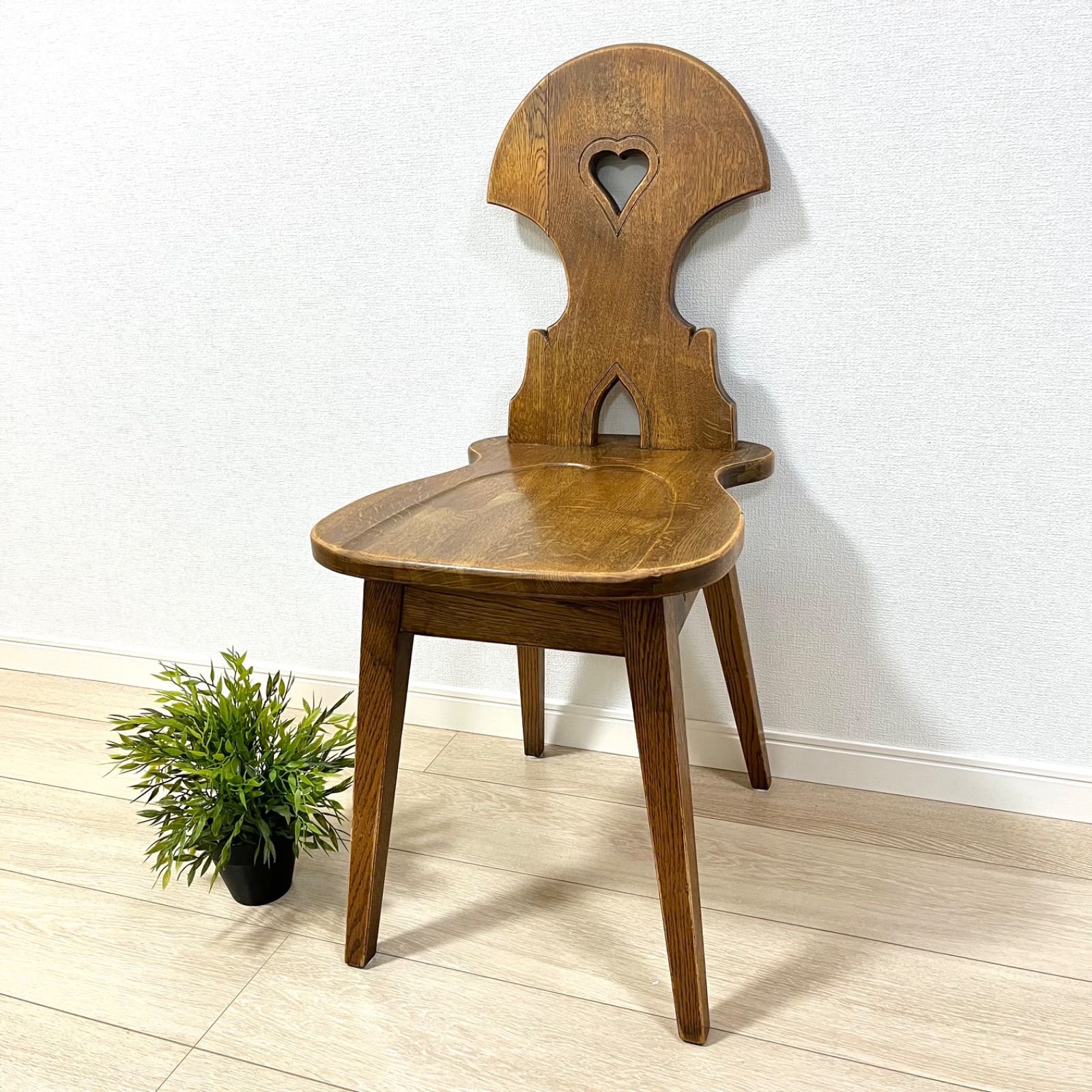 た43 葉山ガーデン ハート背もたれサイドチェア ダイニングチェア チロルチェア アームレスチェア 無垢材 カントリースタイル 北欧インテリア