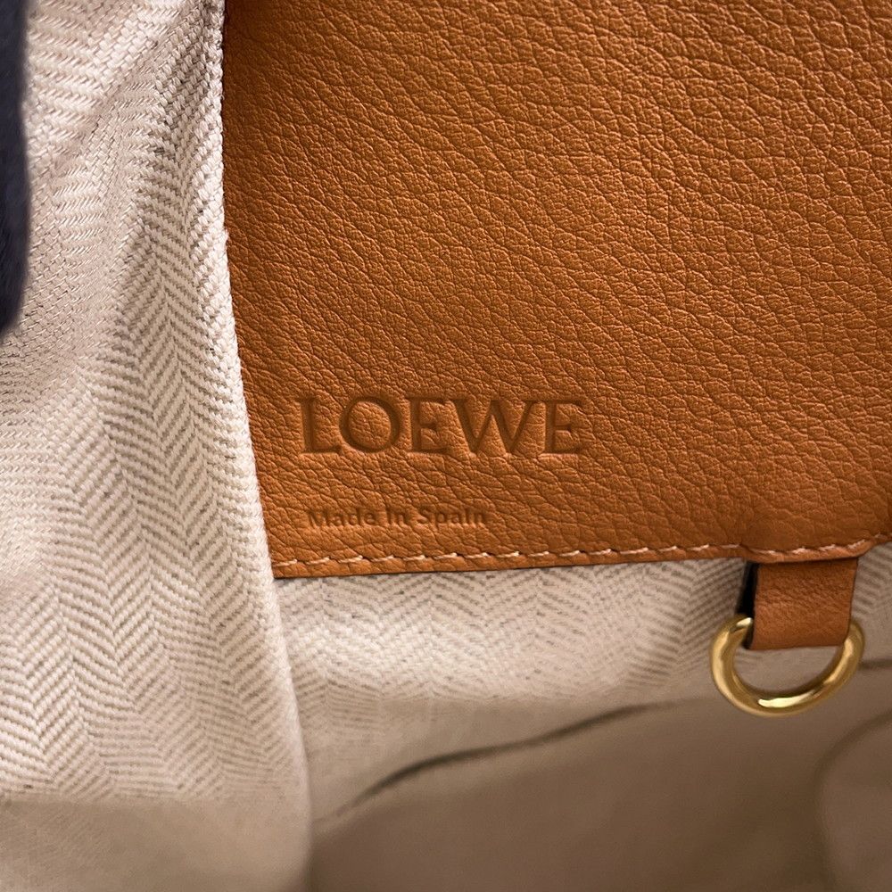 ロエベ ショルダーバッグ ハンモック ミディアム 387.30.T38 LOEWE  