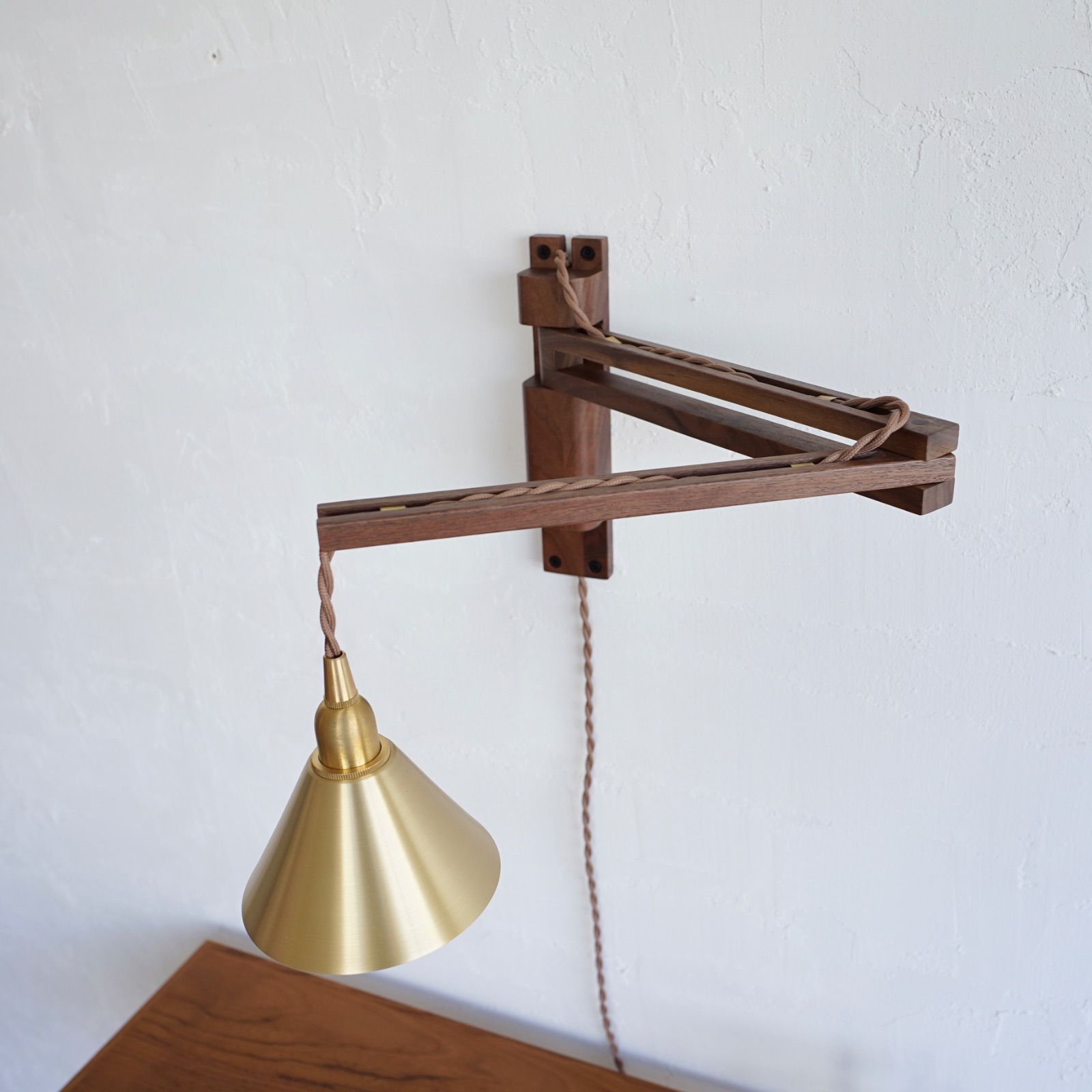 ウォールナット 真鍮