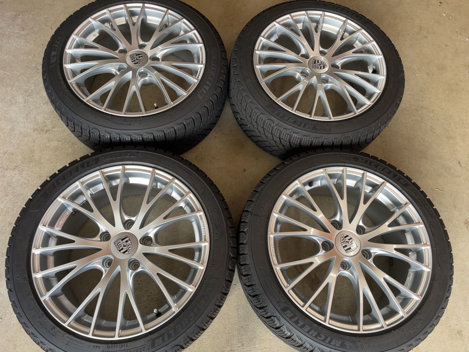 ポルシェ 981 718 ミシュラン スノー 2025年製 18インチ 4本セット