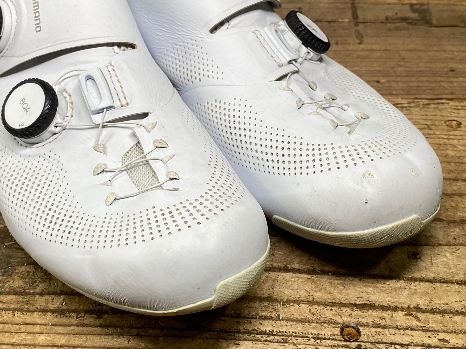 シマノ　エスファイア SHRC903M ビンディングシューズ ホワイト EU42 シマノ エスファイア SHRC903M ビンディングシューズ ホワイト