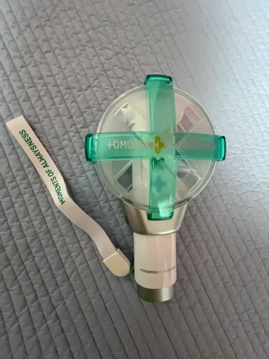 即出荷‼️【お急ぎ対応】TXT トゥバ 公式 ペンライト ver2 　未開封　×2 TXT ペンライト VER .2 /OFFICIAL LIGHT STICK VER.2 公式 ライト