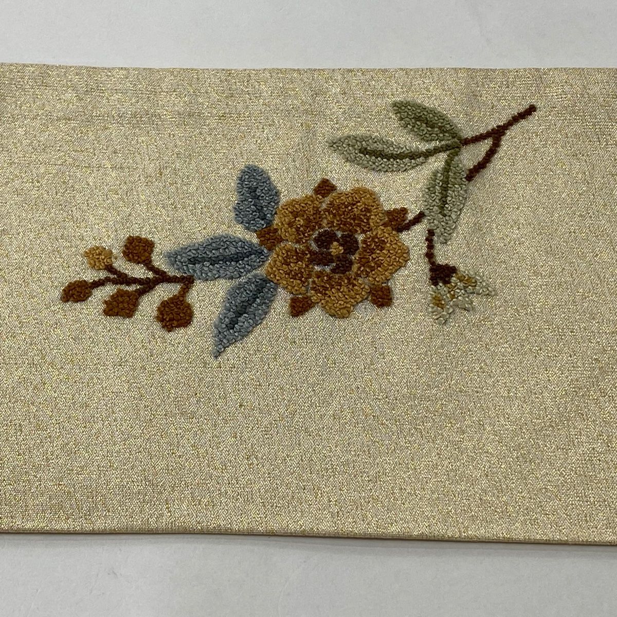 名古屋帯 美品 秀品 枝花 相良刺繍 金糸 金色 正絹-