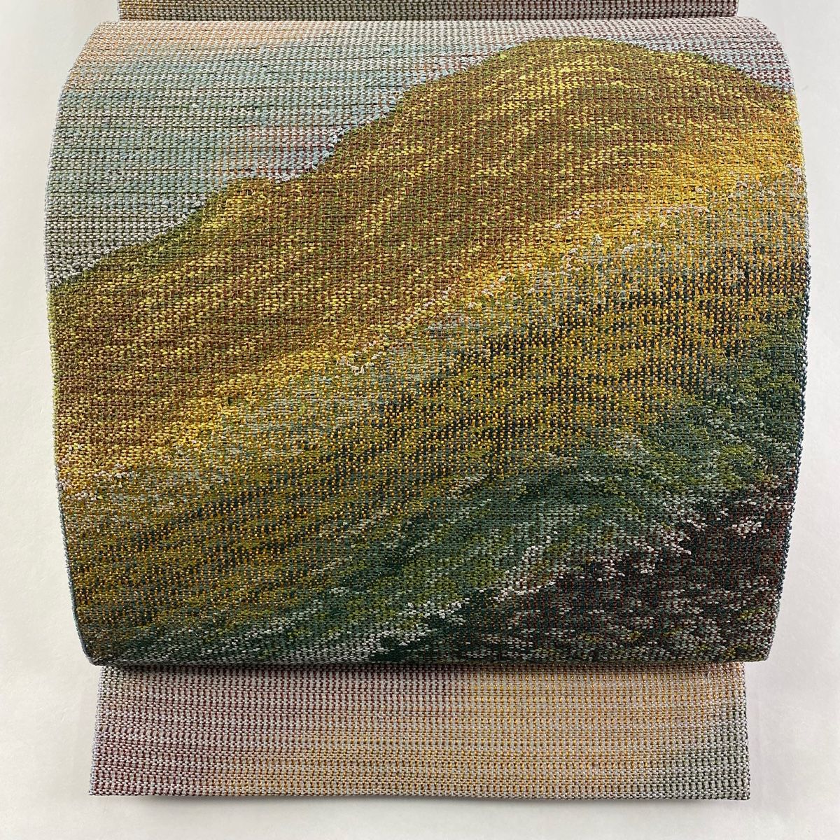 袋帯 名品 山並み 風景 箔 灰紫 お太鼓柄 正絹
