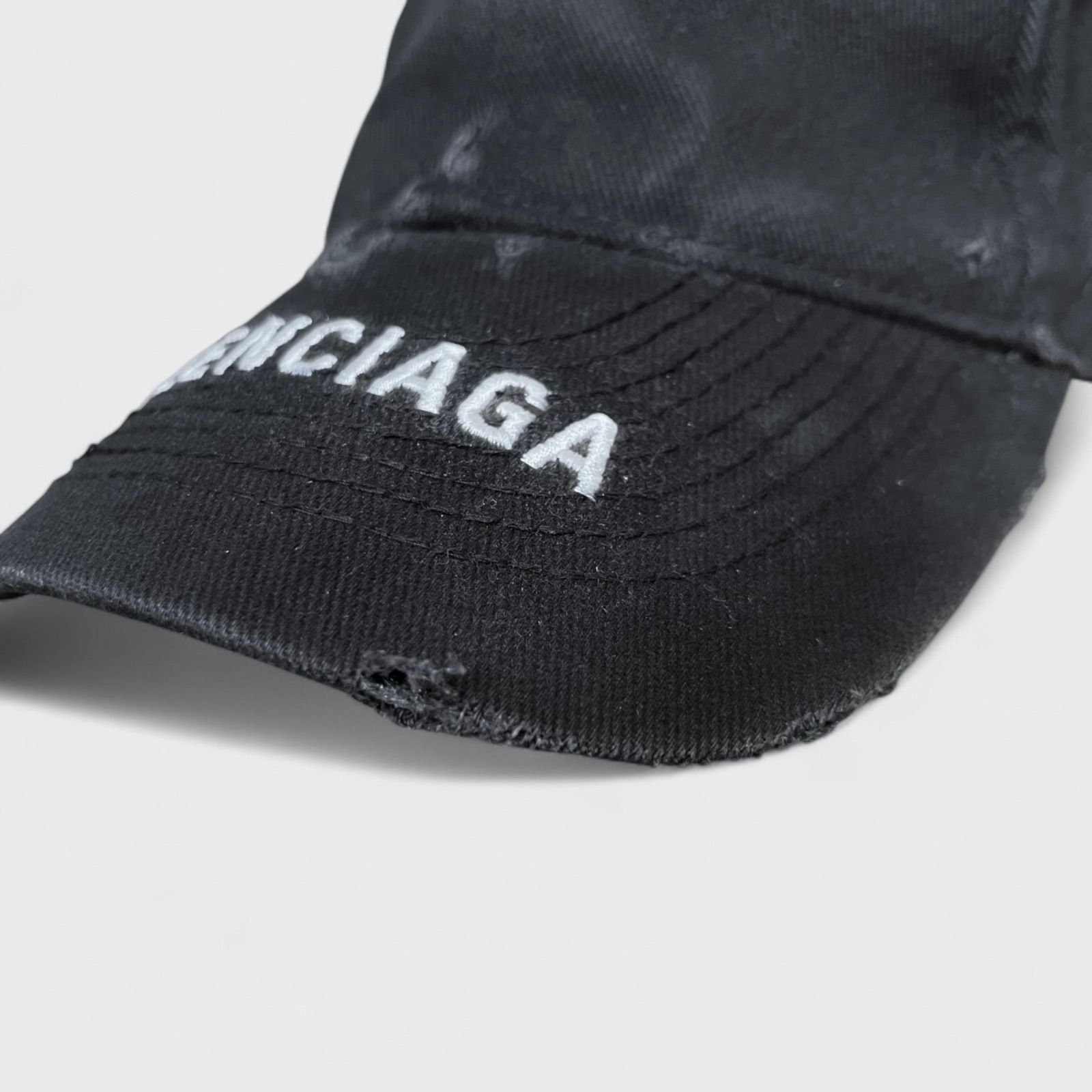 BALENCIAGA バレンシアガ LOGO VISOR キャップ ダメージ加工 ブラック