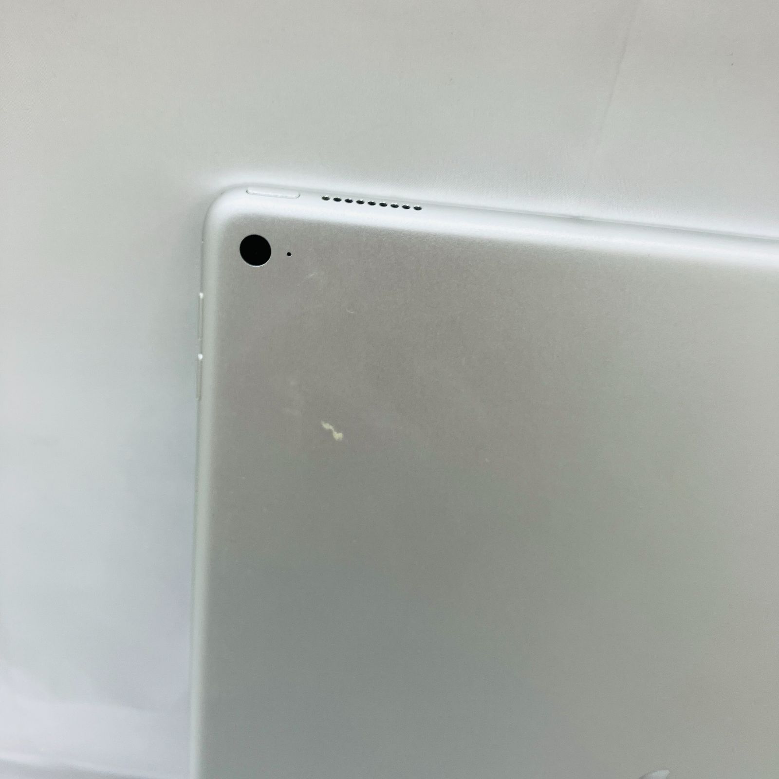 A Wi-Fiモデル Apple iPad Pro 12.9インチ 第1世代 シルバー A1584 128GB