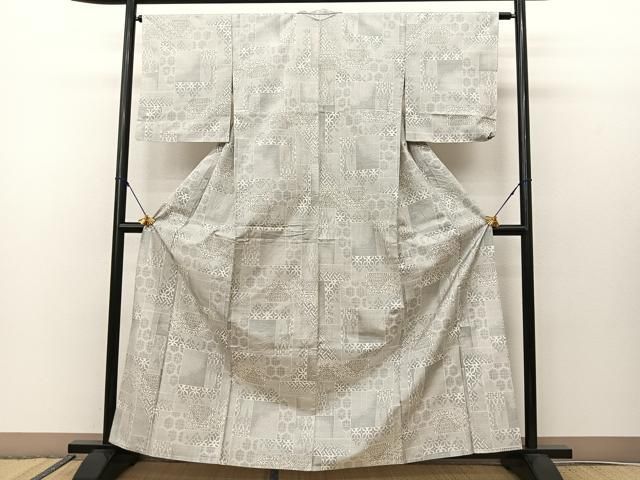 平和屋着物▽本場大島紬 単衣 白大島 9マルキ 色紙重ね花文 正絹 逸品