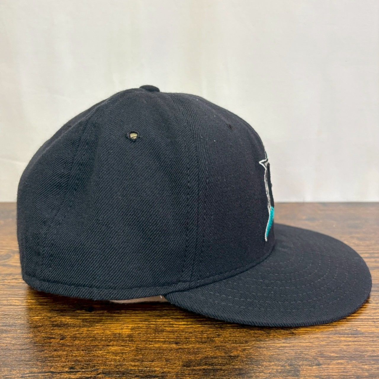 C67 ニューエラ 59fifty マーリンズ usa製 ヴィンテージ 1820 C67 ニューエラ 59fifty マーリンズ usa製 ヴィンテージ 1820