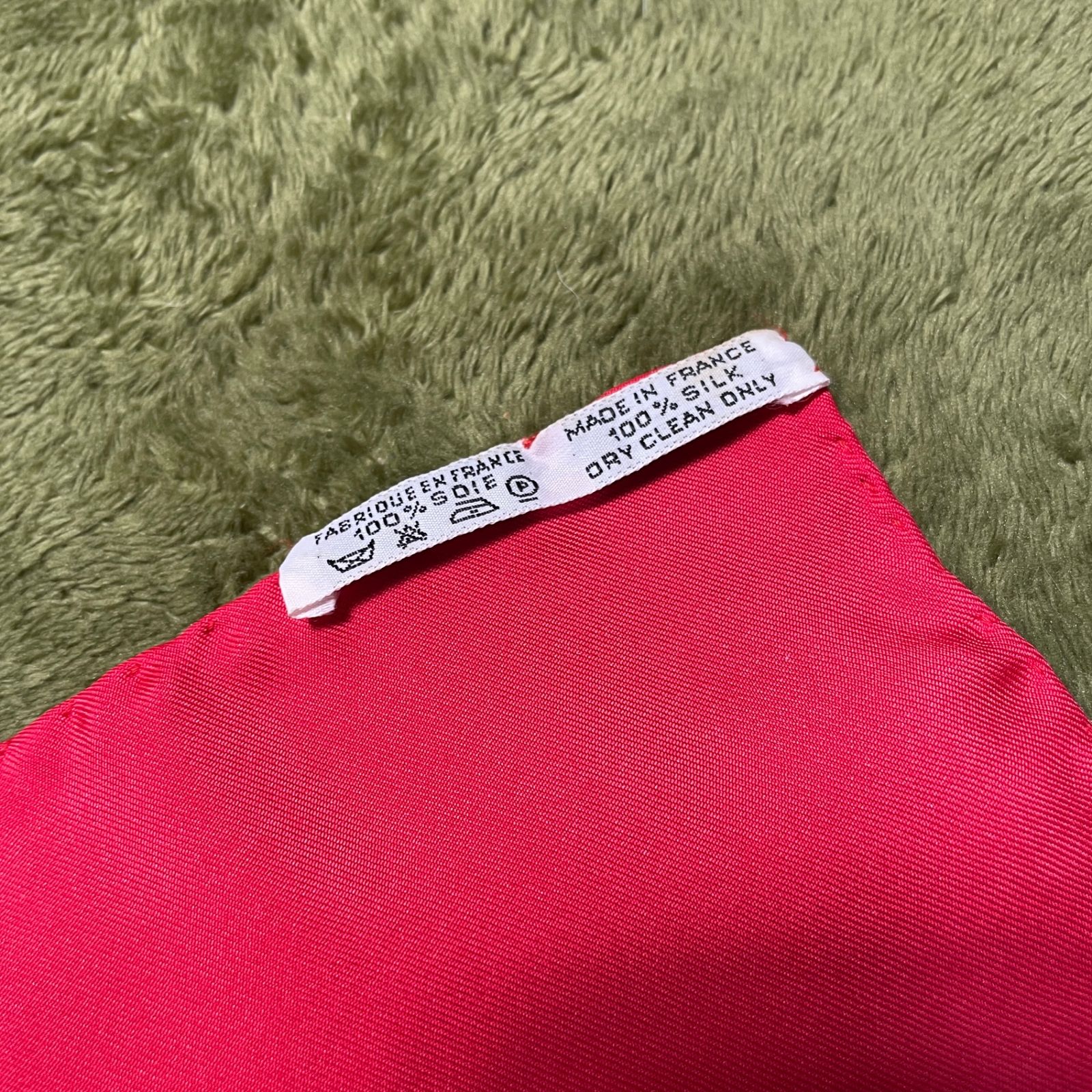 2503-151｜美品｜エルメス カレ90 スカーフ レッド パフューム