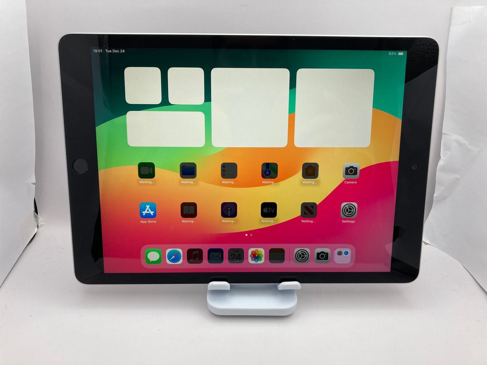 美品 iPad 第9世代 Wi-Fi 64GB シルバー - 充電器付き