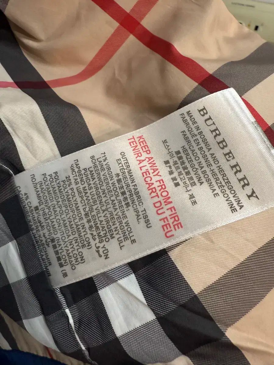 ウィンドブレーカー ジャケット