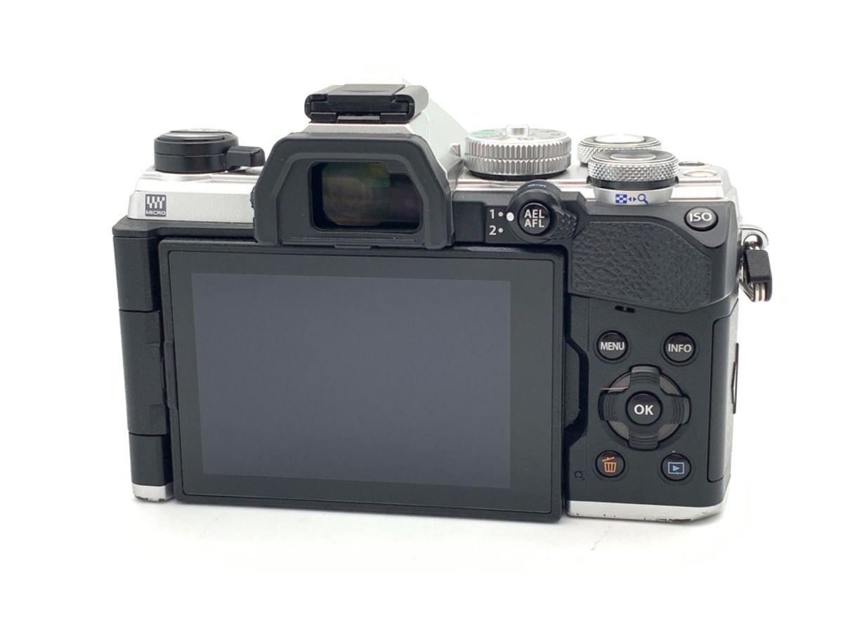 OM SYSTEM 5 ボディ シルバー