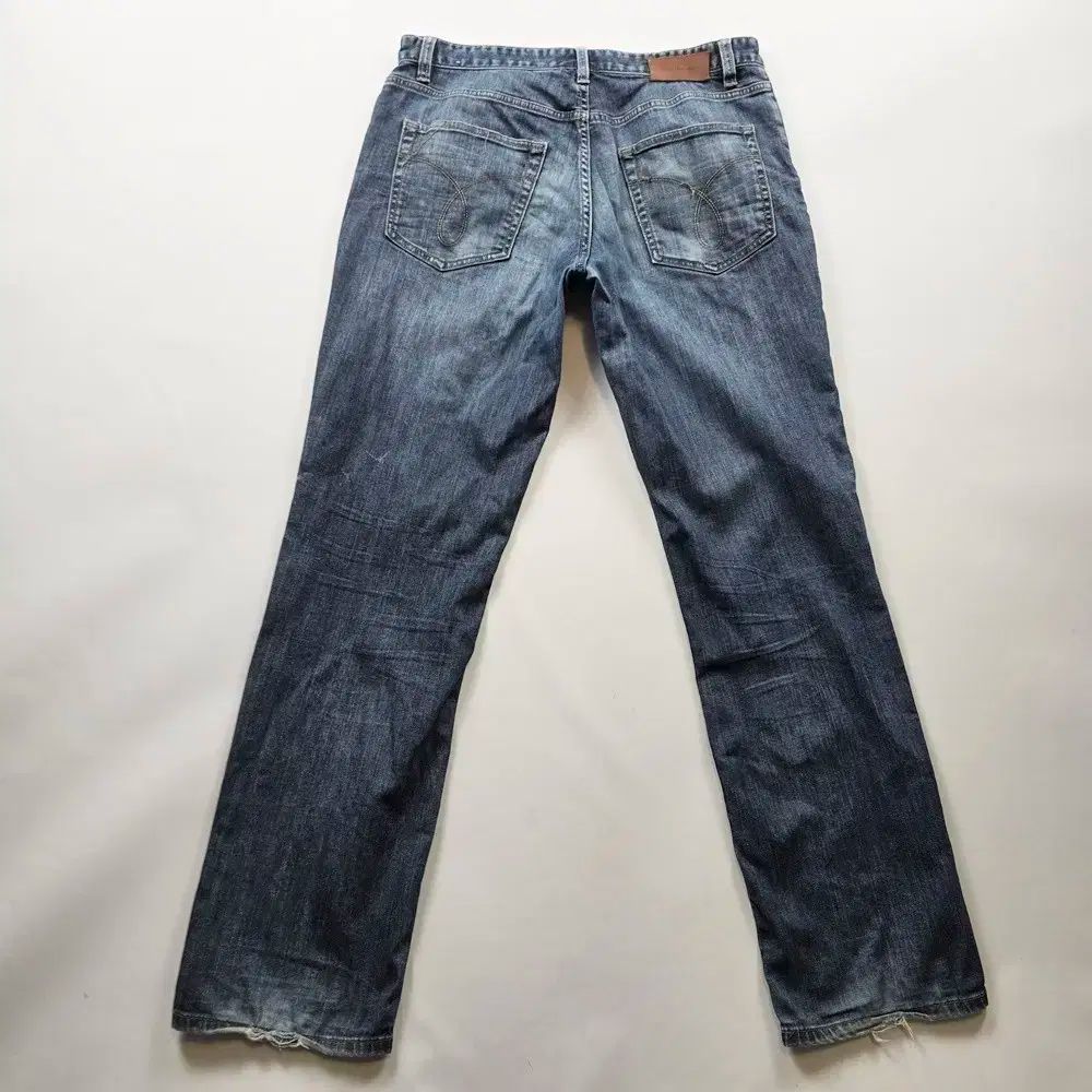 【雷市場（ポンジャン）商品韓国直送】 Calvin Klein(カルバ・ンクライン) デニム ストレート ストレッチ サイズ 33 NO 8262
