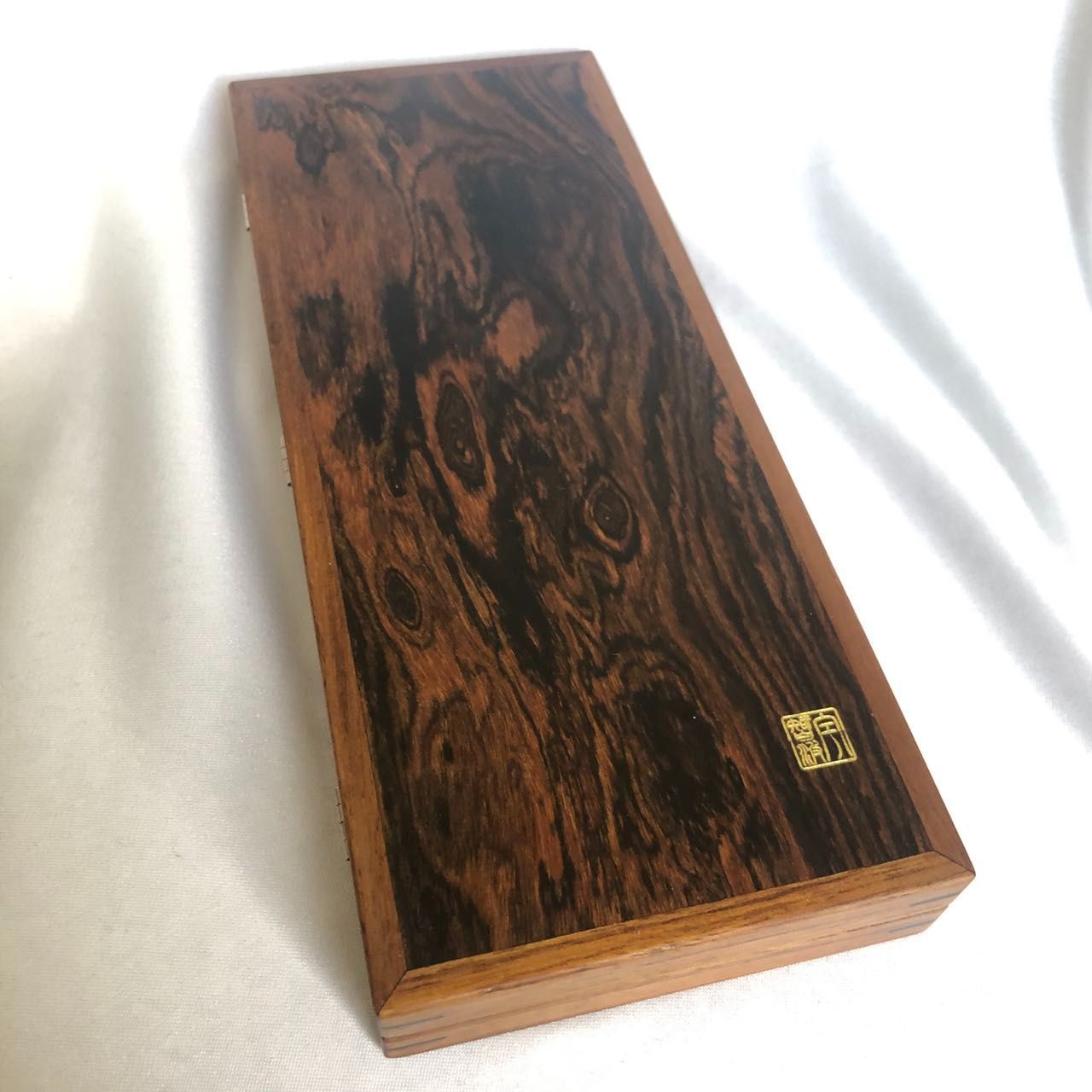 ヘラブナ用品 天然木黒金柿 仕掛け箱 16本入り へら用品 - メルカリ