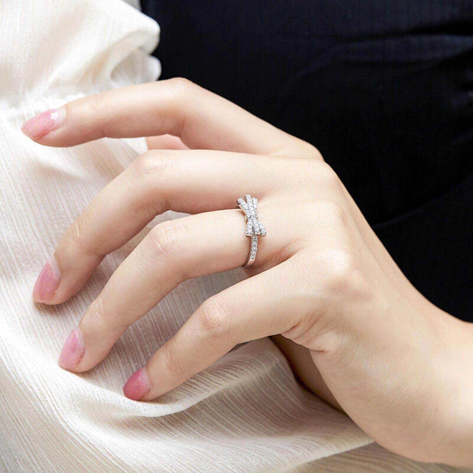 在庫処分 指輪 指輪 かわいい キラキラ レディースリング ダイヤモンド ジュエリー 美指リング 蝶結び レディース Jeulia SKLAD-KIRPICHA_RU