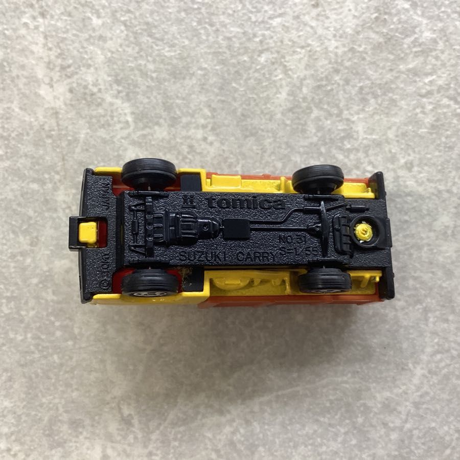 TOMY/トミー TOMICA/トミカ 39 スズキ キャリイ 家畜用運搬車 1/55 黒