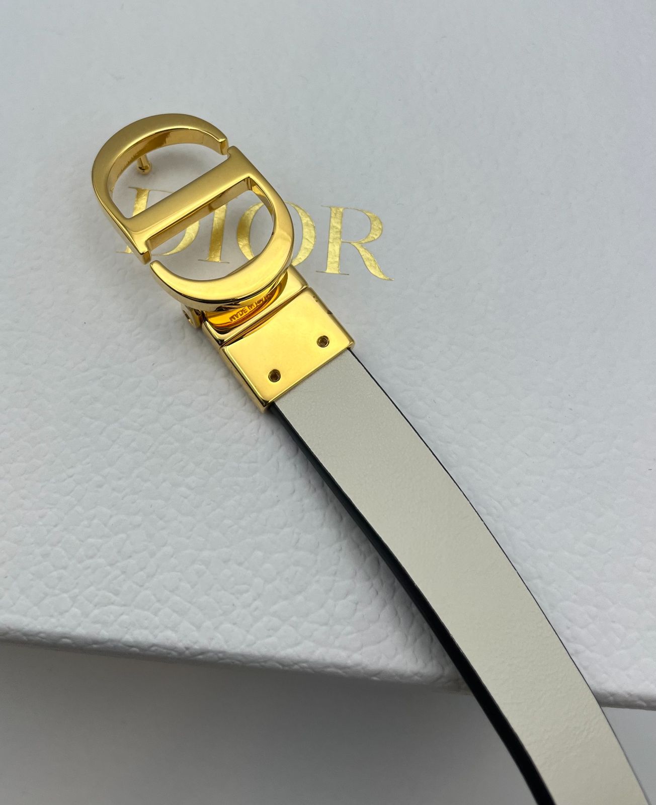 【極美品】Christian Dior ベルト　ロゴ　シルバー金具　レザー　白 brandvalue-store_e59200g