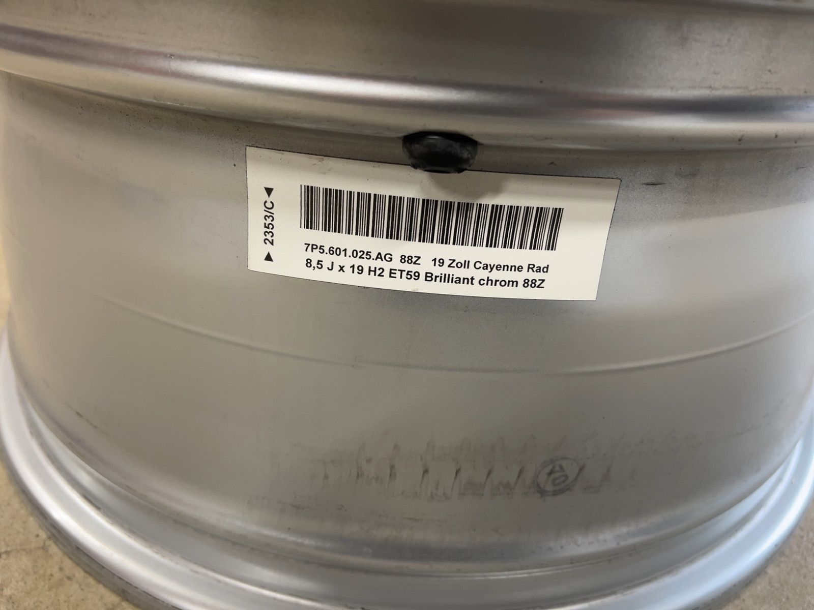 純正品 19インチ