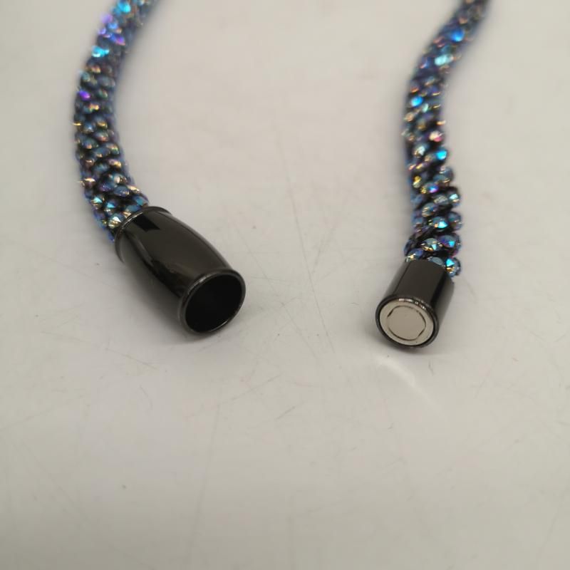 NEZCA ネズカ アクセサリー ネックレス、ペンダント Swarovski