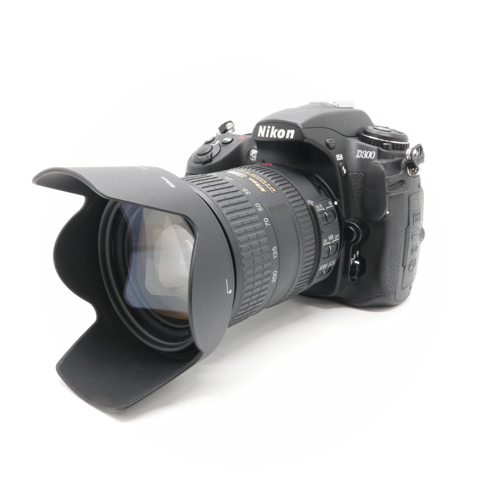 S数5724回 デジタル一眼レフカメラ NIKON D 300 AF S DX VR 18 200 G レンズキット ニコン k 3219