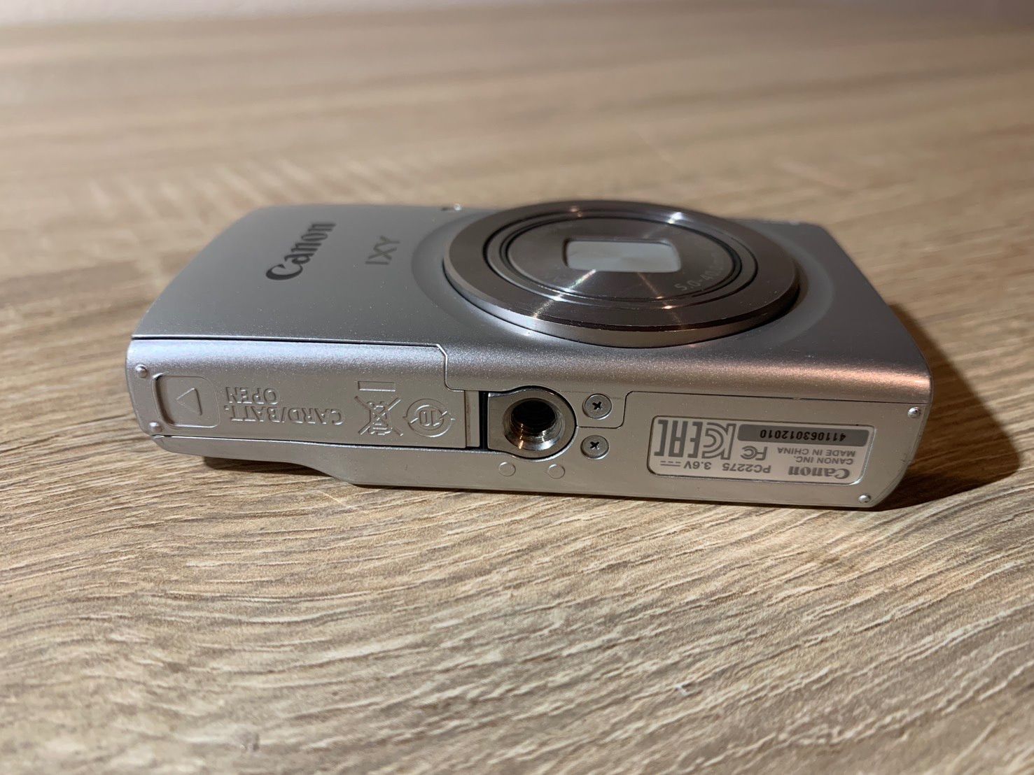  5985 Canon IXY 180 シルバー デジカメ コンパクトデジタルカメラ デジタルカメラ