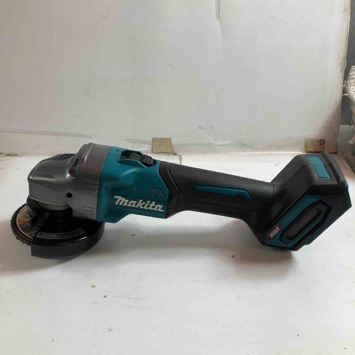 マキタ makita 100mmコードレスディスクグラインダ GA001GZ 川崎店