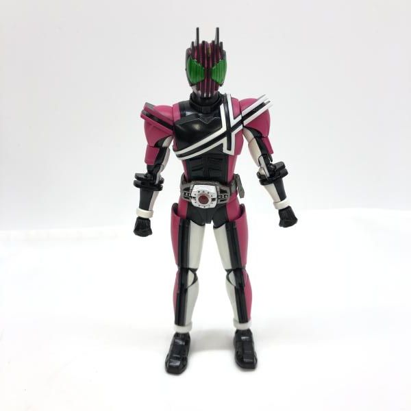 全部激安で販売！ バンダイ S.H.Figuarts 真骨彫製法 仮面ライダーディケイド 開封品 97 【限定タイムセール】