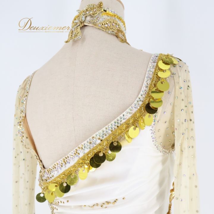 パフォーマンス 舞台衣装