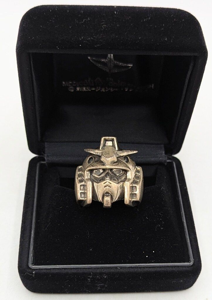 セール中 *ネコチャンとお花のビーズのピアス*【No.333】