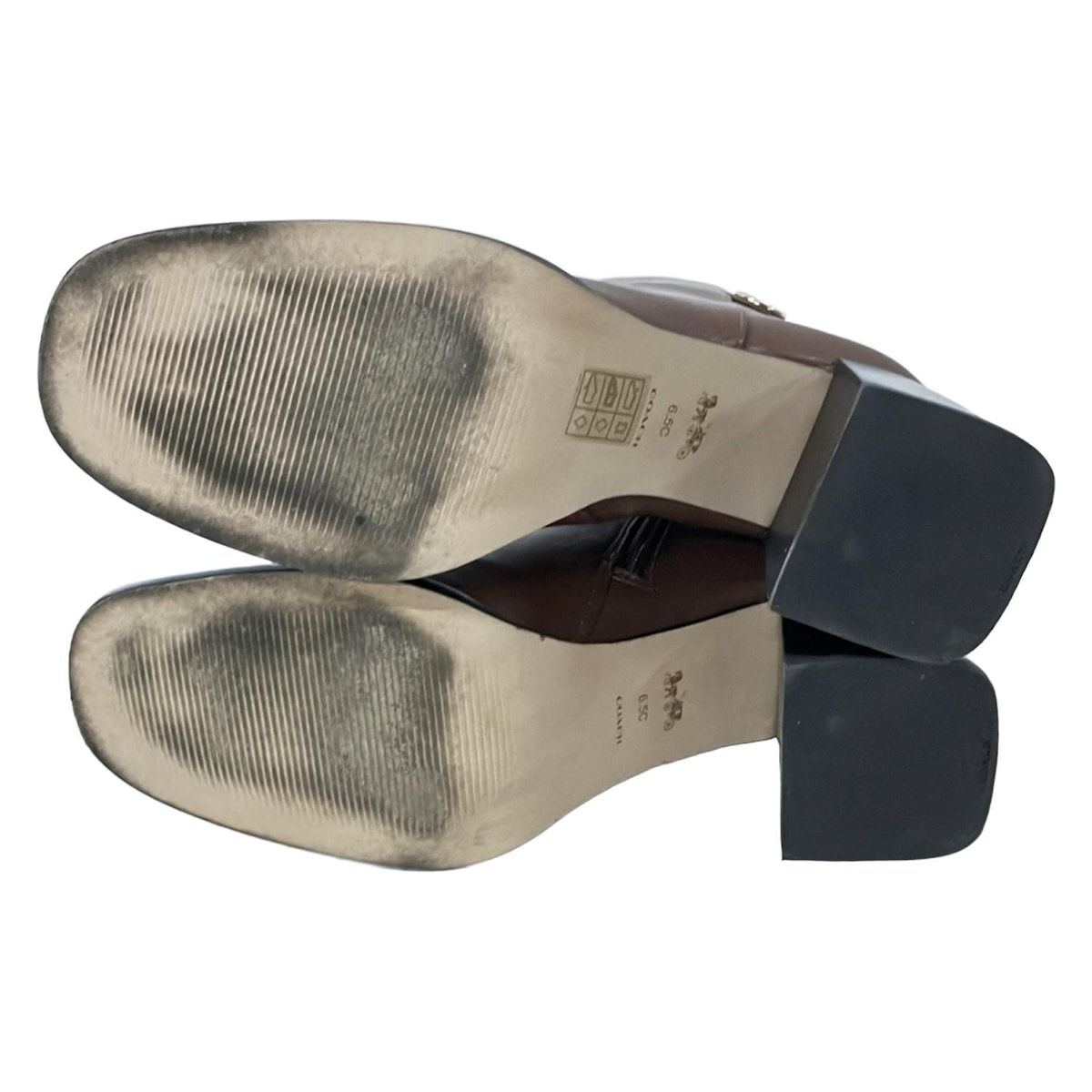 ショートブーツ